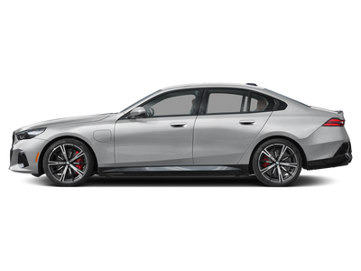 2026 BMW 5 Series 550e xDrive