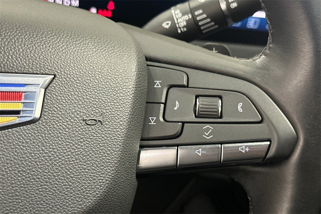 2025 Cadillac XT4 Premium Luxury