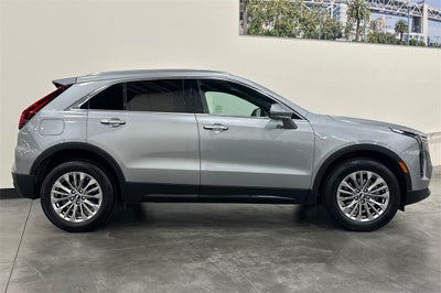 2025 Cadillac XT4 Premium Luxury