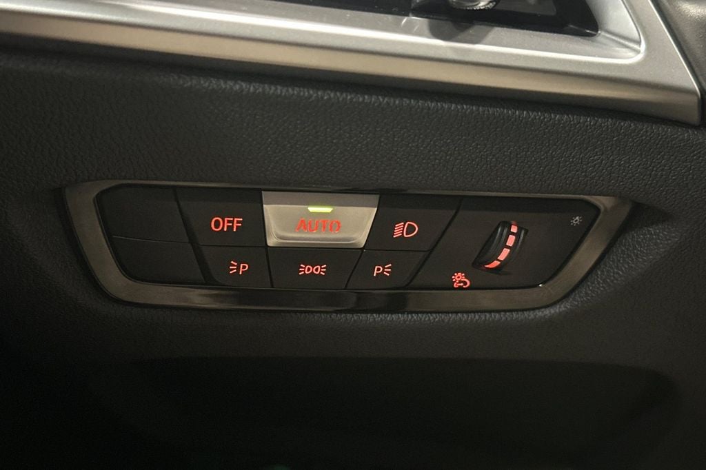 2025 BMW 2 Series 230i