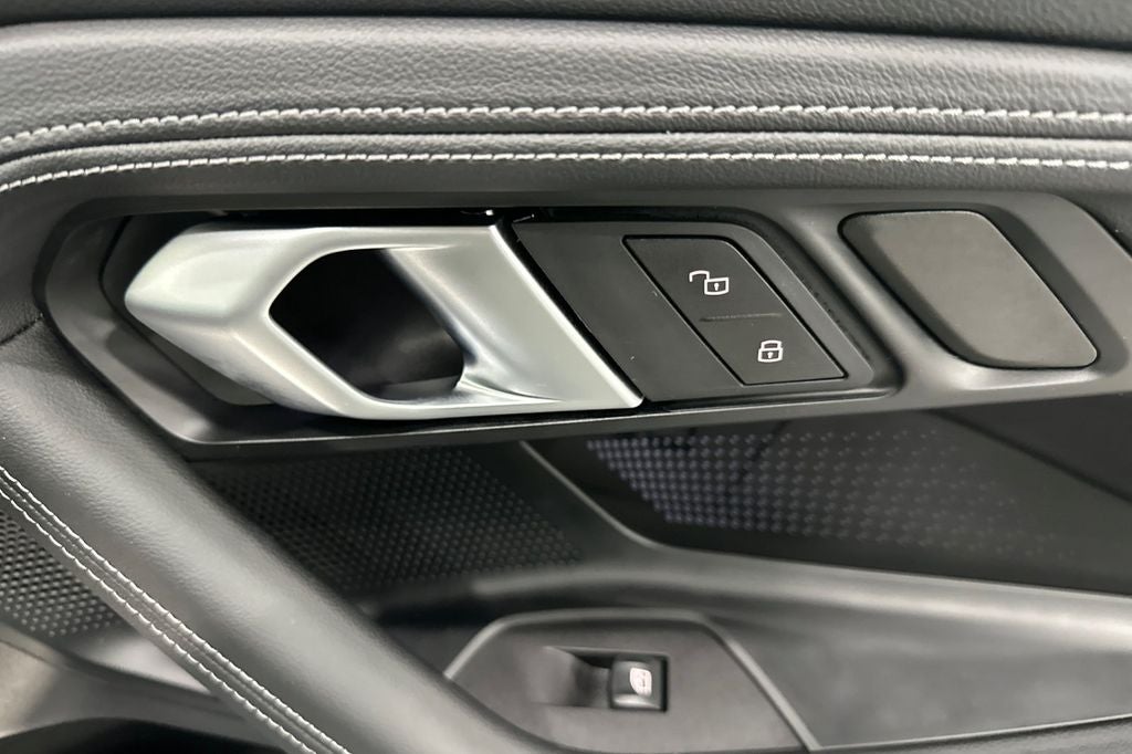 2025 BMW 2 Series 230i xDrive