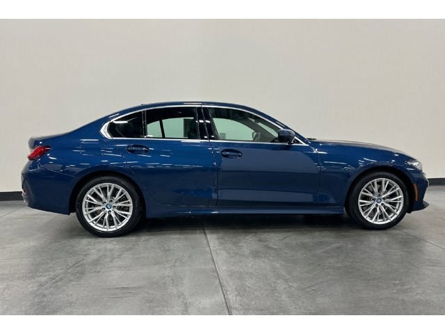 2024 BMW 3 Series 330e iPerformance