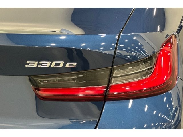 2024 BMW 3 Series 330e iPerformance