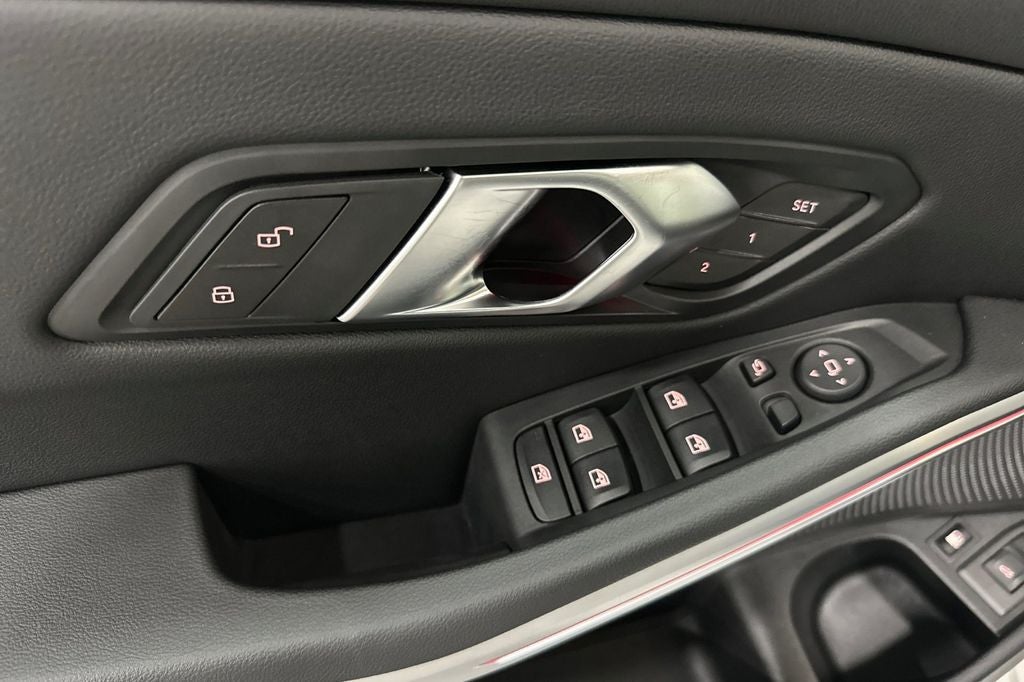 2024 BMW 3 Series 330e iPerformance