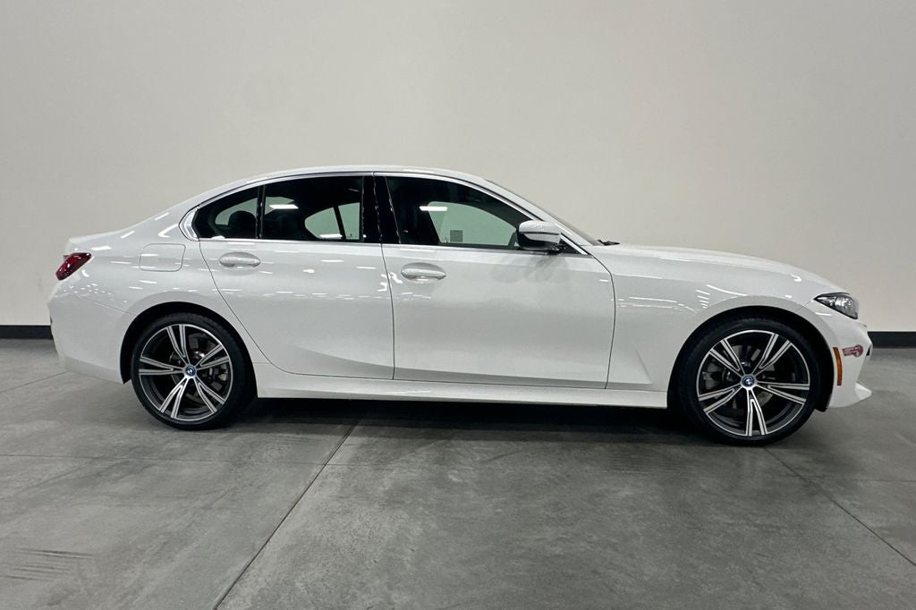 2024 BMW 3 Series 330e iPerformance