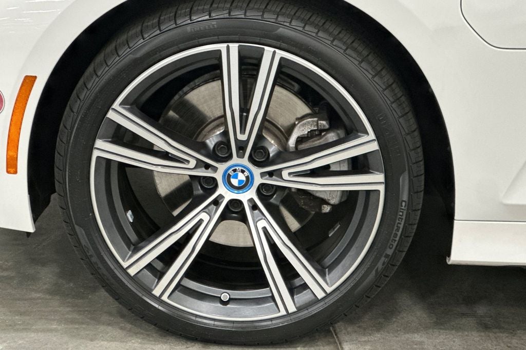 2024 BMW 3 Series 330e iPerformance