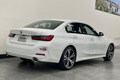 2024 BMW 3 Series 330e iPerformance