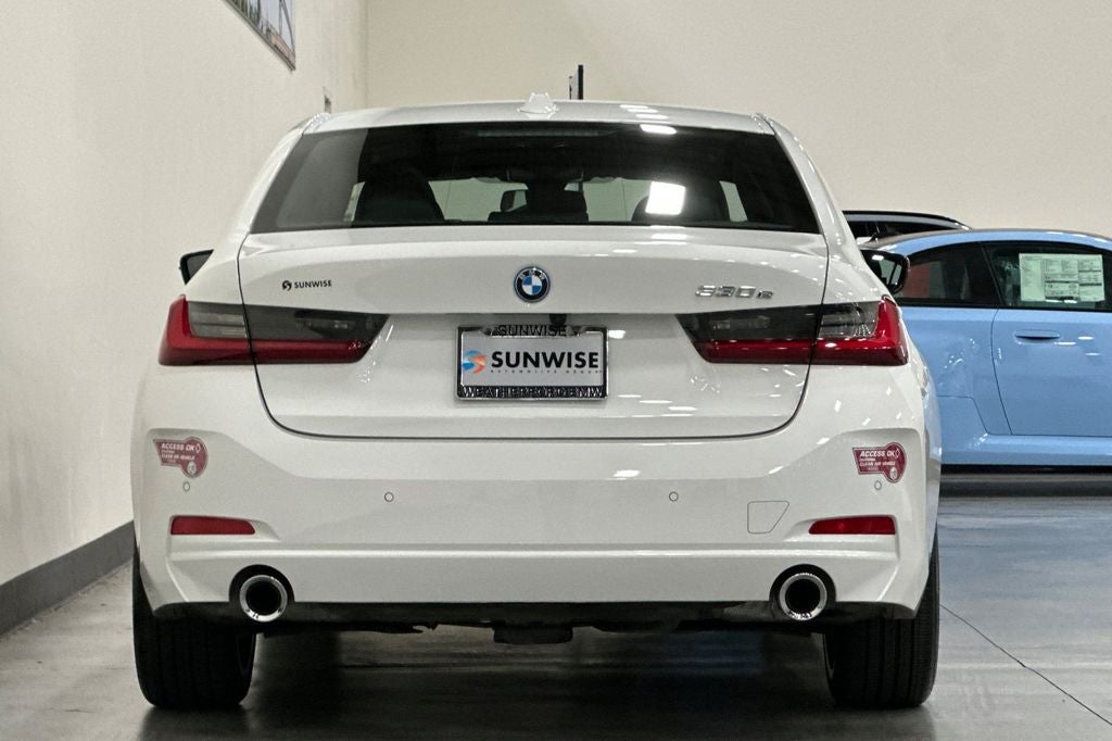 2024 BMW 3 Series 330e iPerformance