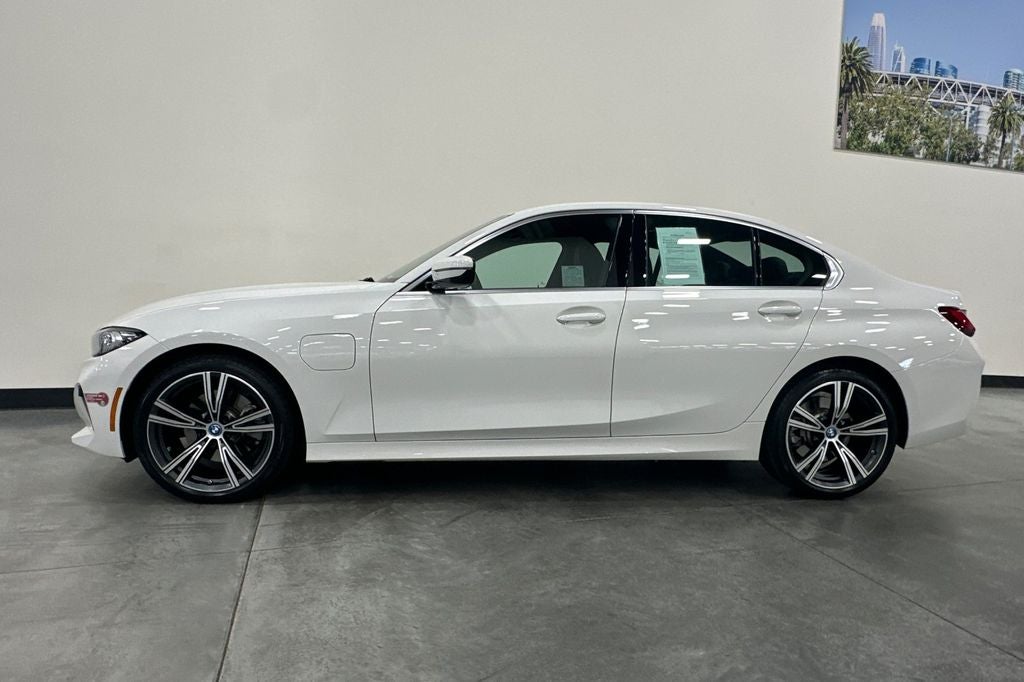 2024 BMW 3 Series 330e iPerformance