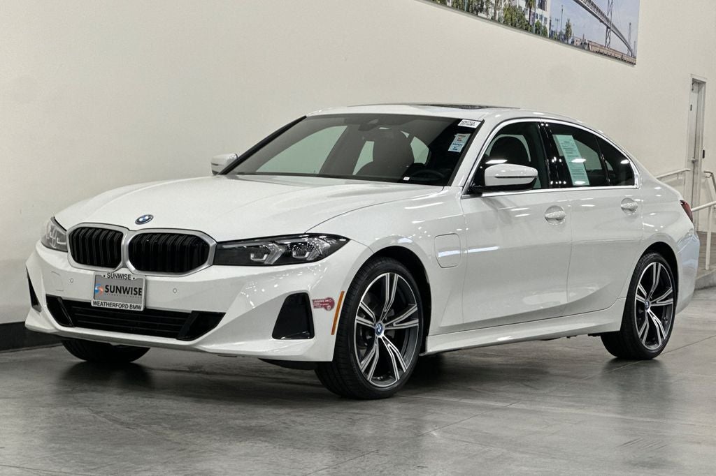2024 BMW 3 Series 330e iPerformance
