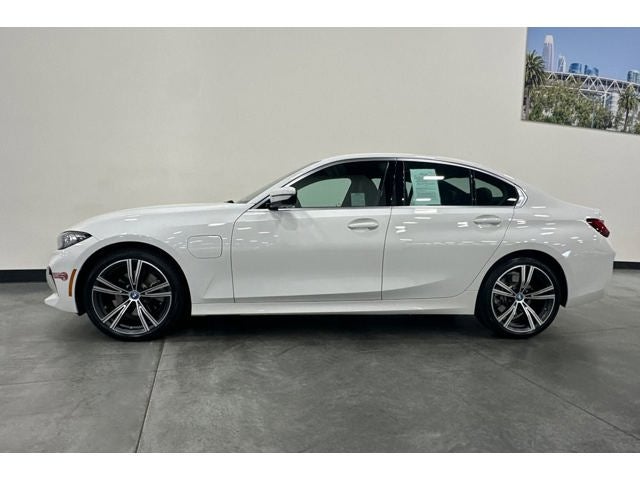 2024 BMW 3 Series 330e iPerformance
