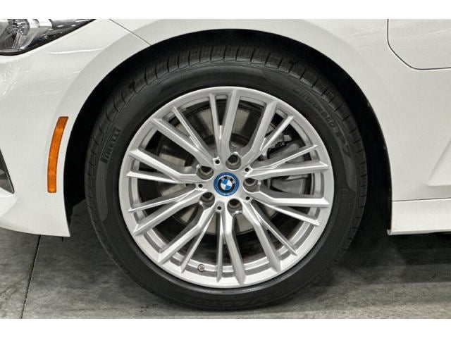 2024 BMW 3 Series 330e iPerformance