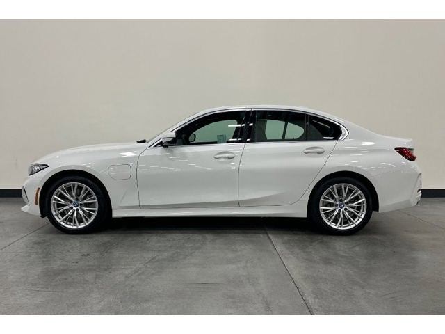 2024 BMW 3 Series 330e iPerformance