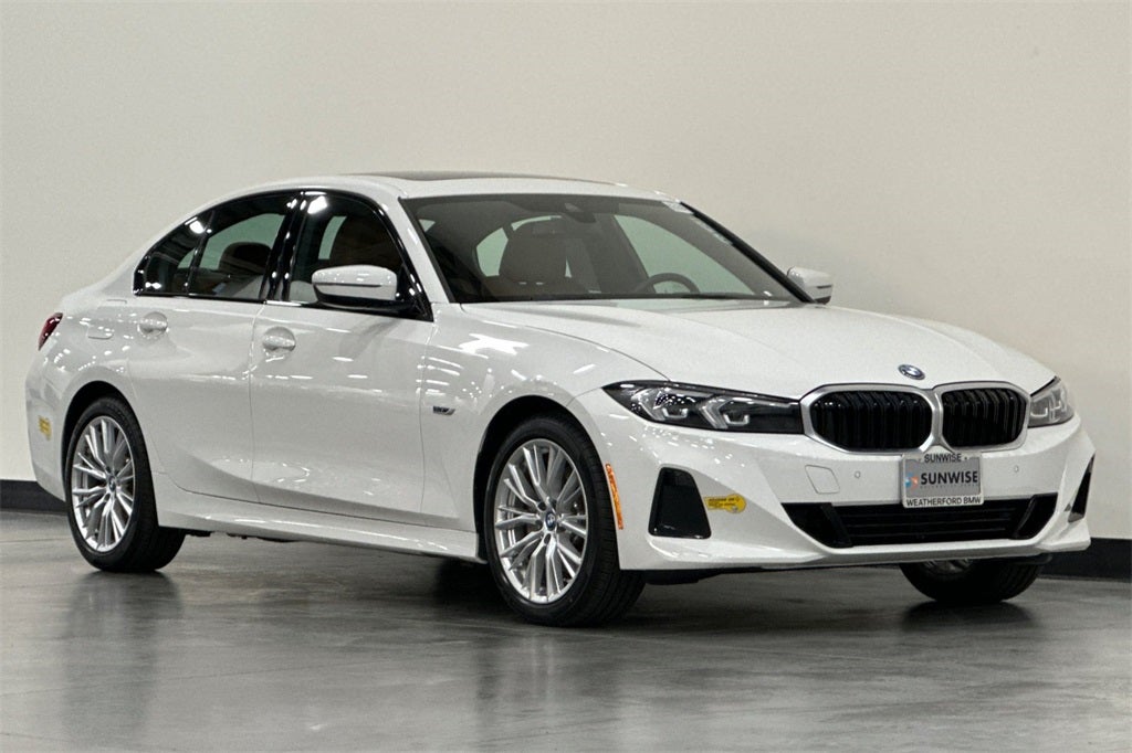 2023 BMW 3 Series 330e iPerformance