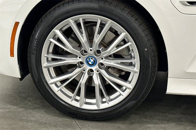 2023 BMW 3 Series 330e iPerformance