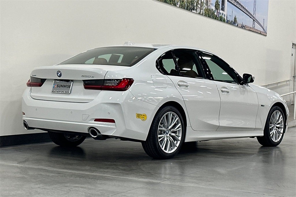 2023 BMW 3 Series 330e iPerformance