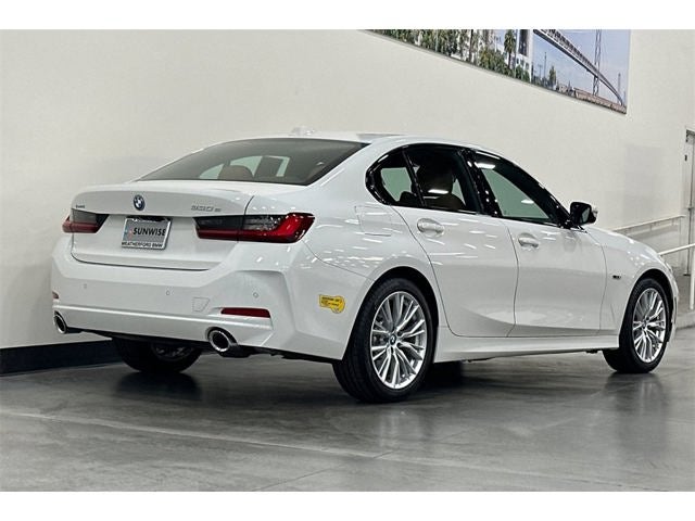 2023 BMW 3 Series 330e iPerformance