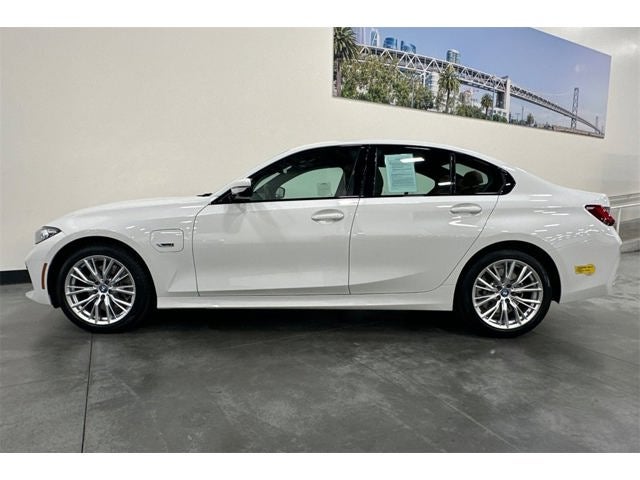 2023 BMW 3 Series 330e iPerformance
