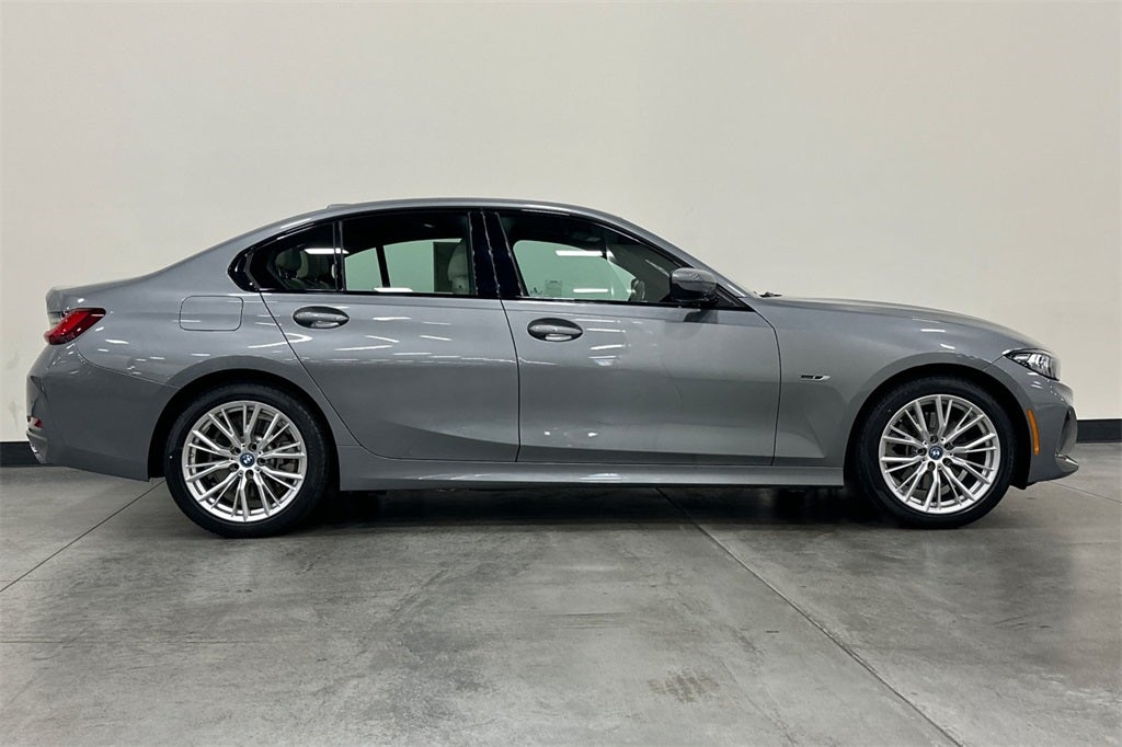 2023 BMW 3 Series 330e iPerformance