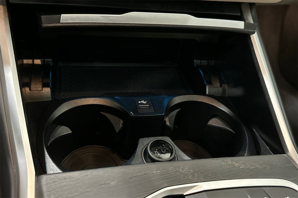 2023 BMW 3 Series 330e iPerformance