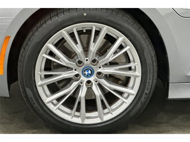 2023 BMW 3 Series 330e iPerformance