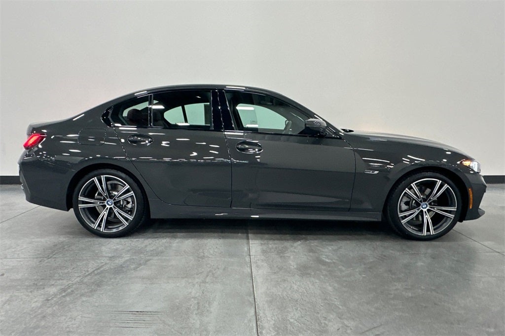 2023 BMW 3 Series 330e iPerformance