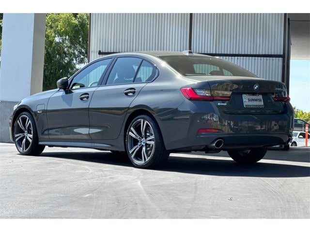 2023 BMW 3 Series 330e iPerformance