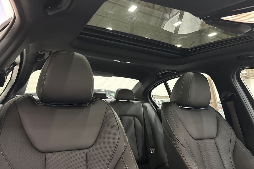2024 BMW 3 Series 330e iPerformance