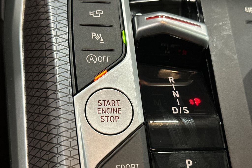 2025 BMW 3 Series M340i