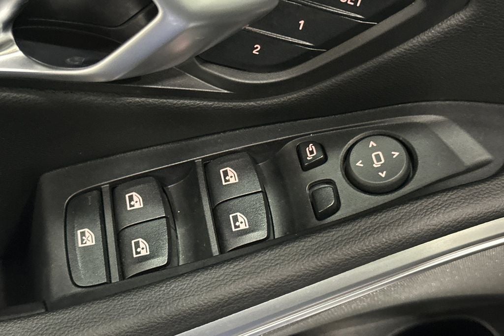 2025 BMW 3 Series M340i