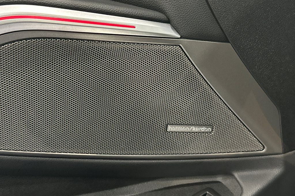 2025 BMW 3 Series M340i