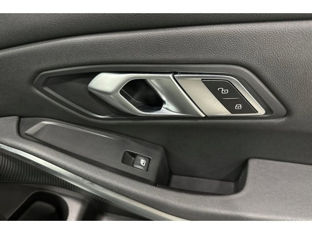 2021 BMW 3 Series 330e iPerformance