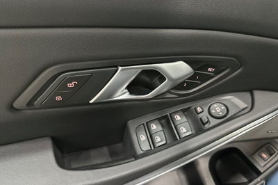 2025 BMW 3 Series 330i