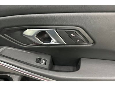 2025 BMW 3 Series 330i