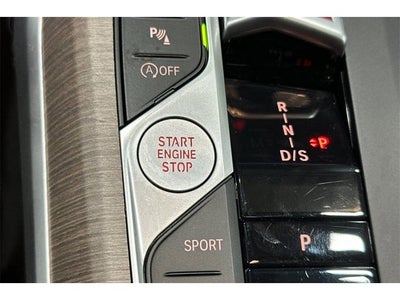 2025 BMW 3 Series 330i