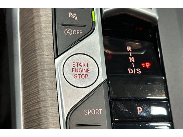 2025 BMW 3 Series 330i