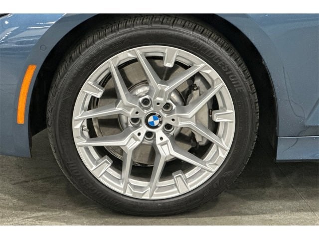 2025 BMW 3 Series 330i