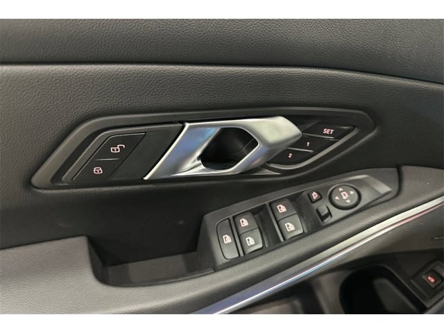 2026 BMW 3 Series 330i