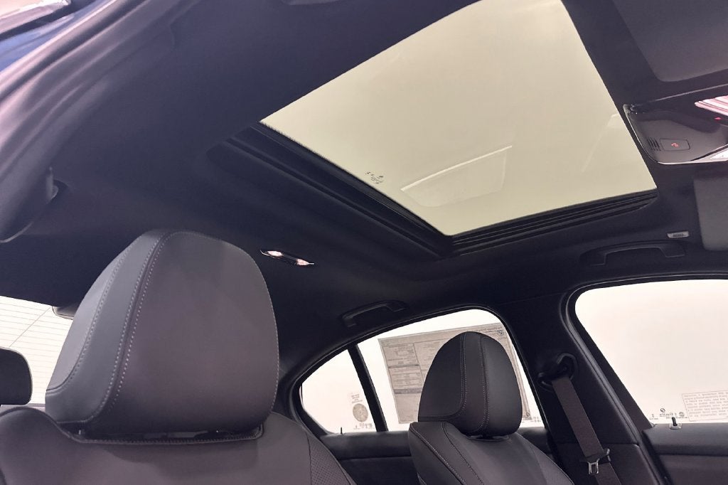 2026 BMW 3 Series 330i