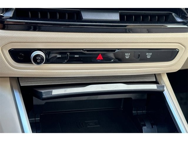 2025 BMW 3 Series 330i
