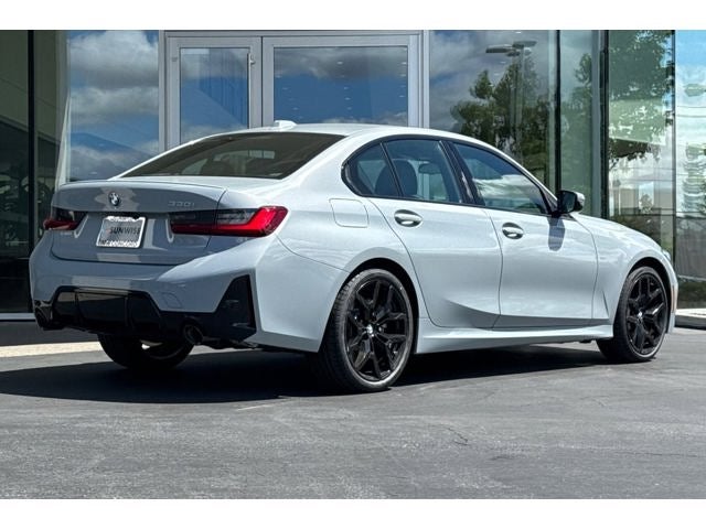 2026 BMW 3 Series 330i