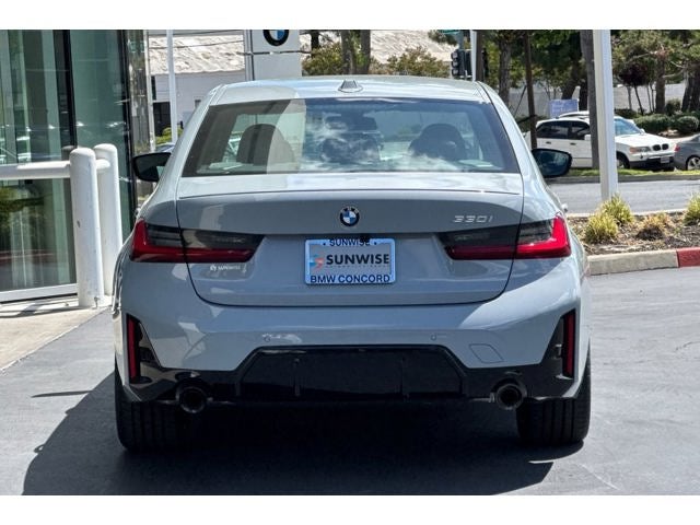 2026 BMW 3 Series 330i