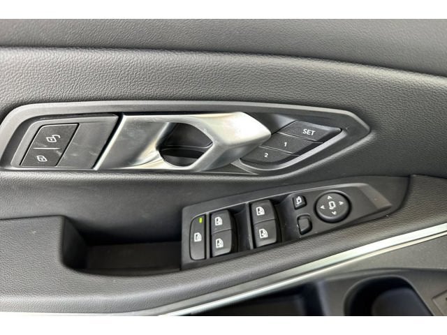2026 BMW 3 Series 330i