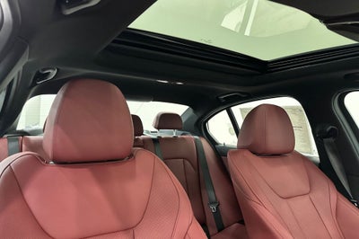 2026 BMW 3 Series 330i