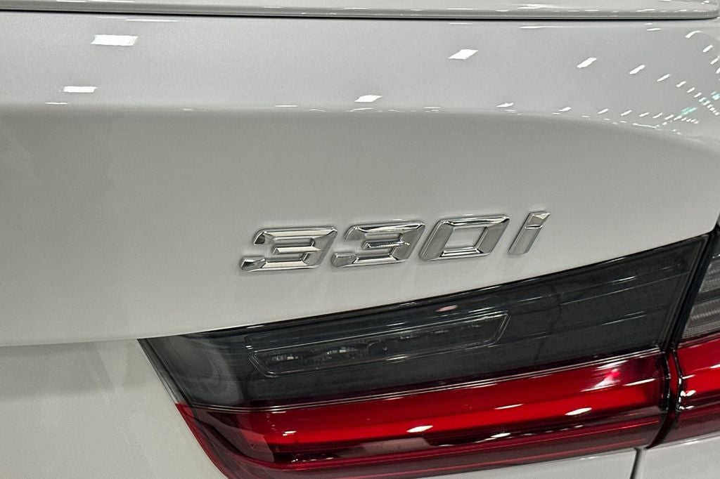 2026 BMW 3 Series 330i