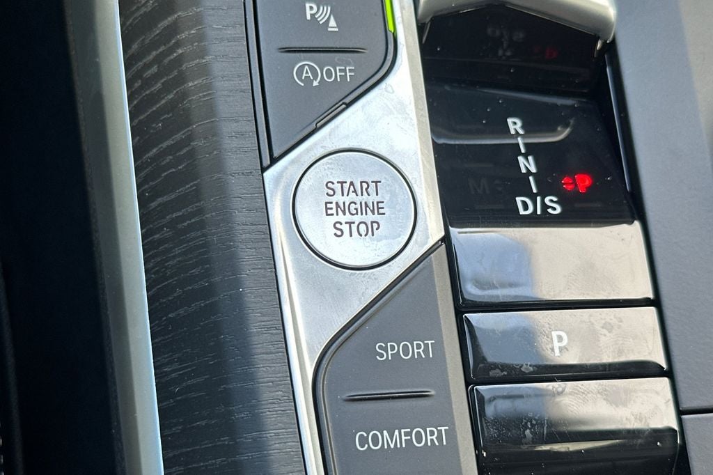 2026 BMW 3 Series 330i