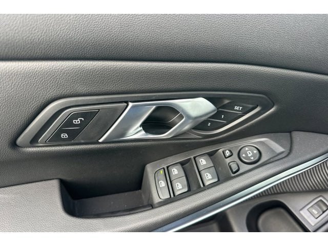 2026 BMW 3 Series 330i