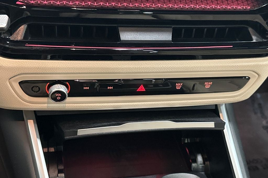 2026 BMW 3 Series 330i