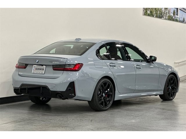 2026 BMW 3 Series 330i