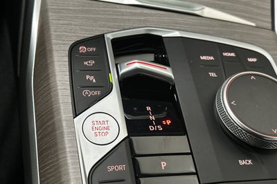 2025 BMW 3 Series 330i